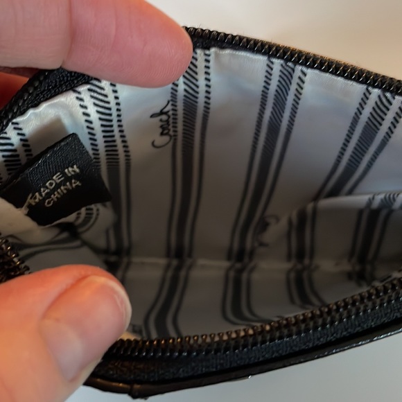 Coach wristlet - Picture 2 of 6